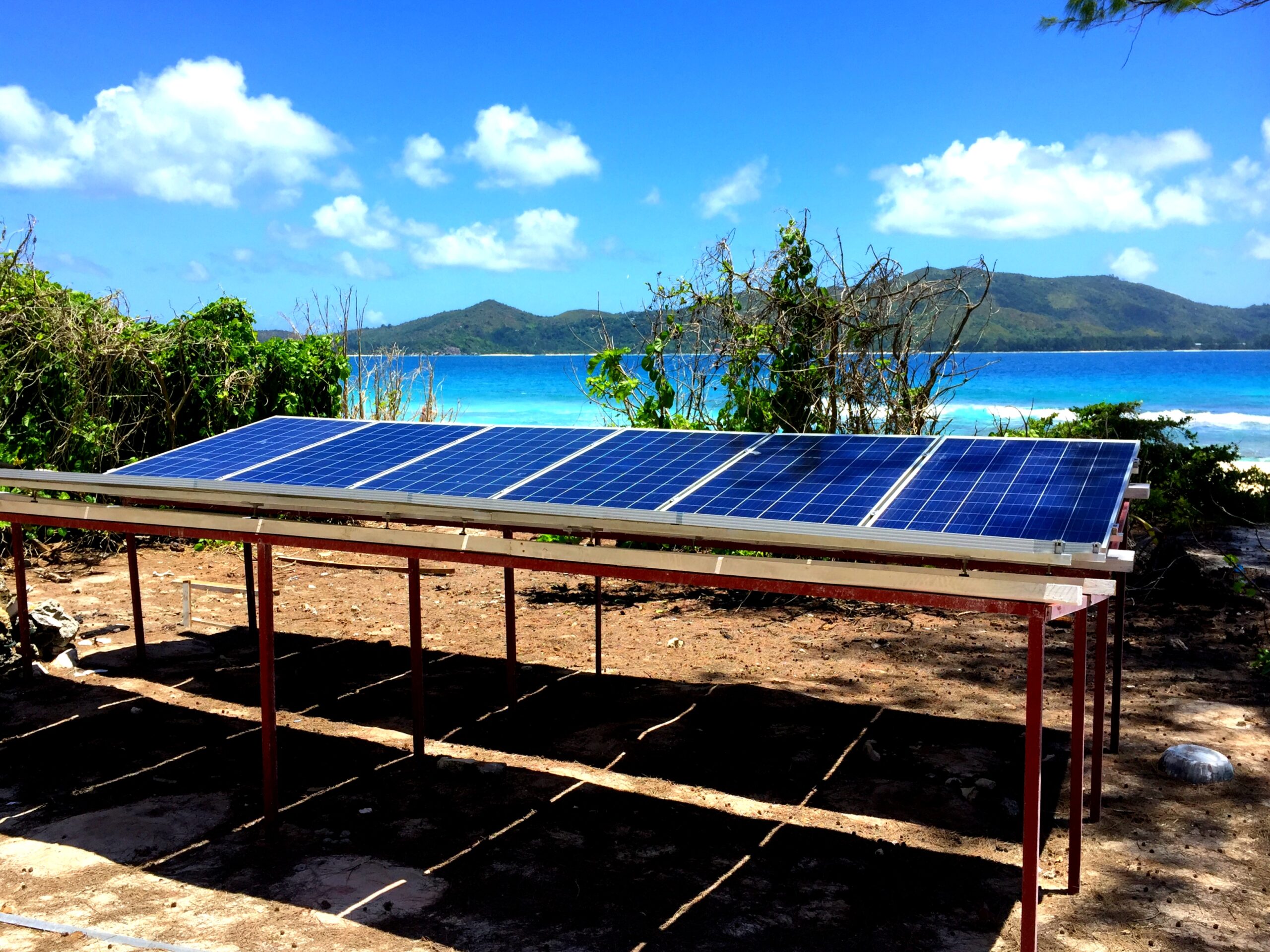 off-grid solar pv structure in Seychelles